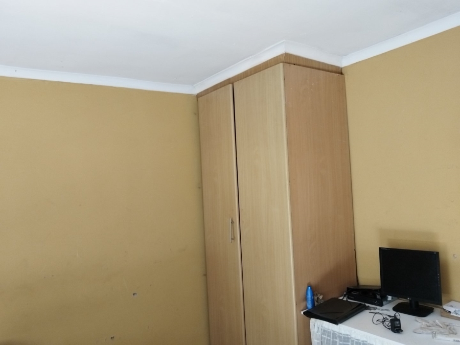 4 Bedroom Property for Sale in Erica Township Western Cape